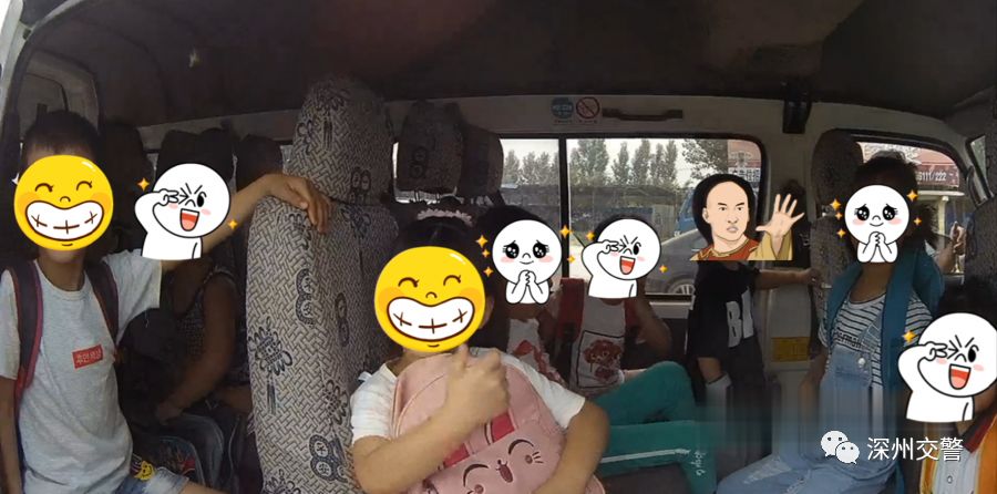 黑校車超載被民警查獲 及時消除交通安全隱患 校車超載被民警查獲 及時消除交通安全隱患