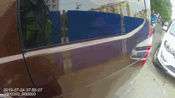 【覆車之戒】大膽“黑校車”上路被查,遼源交巡警開出“萬元罰單” 【覆車之戒】大膽“黑校車”上路被查,遼源交巡警開出“萬元罰單”