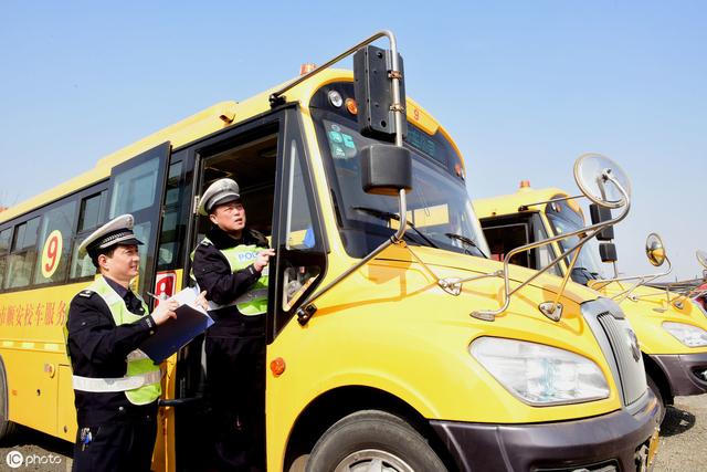 德江縣召開(kāi)2019年校車安全管理培訓(xùn)會(huì)/ 德江縣召開(kāi)2019年校車安全管理培訓(xùn)會(huì)