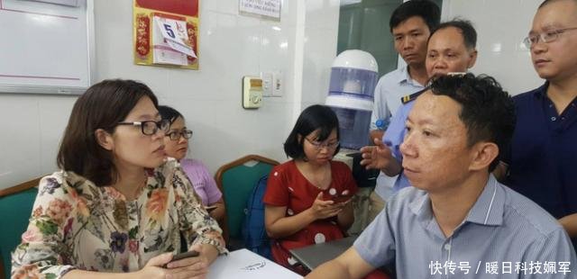 6歲男孩乘校車上學被遺忘在車里，下午被發現時已經死亡