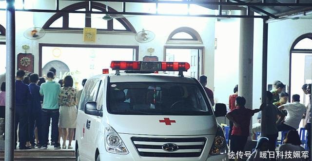 6歲男孩乘校車上學被遺忘在車里，下午被發現時已經死亡