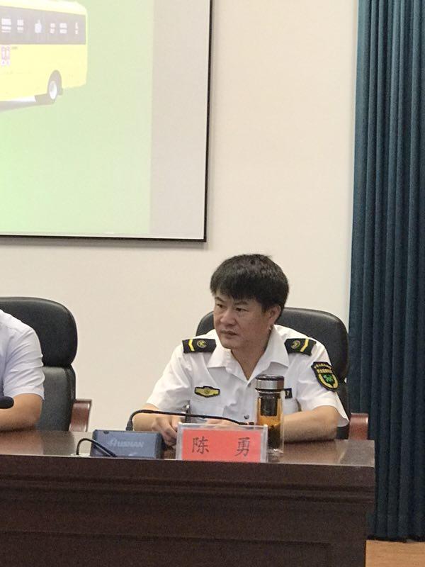 這個協會不簡單！送安全下基層，走進公安縣由大學博士授課