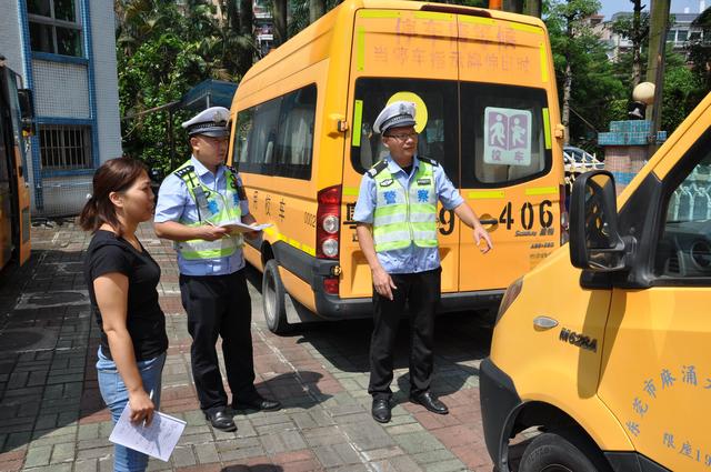 東莞交警開展集中整治重點車輛交通違法行為專項攻堅行動