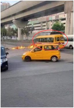 “他們想讓香港癱瘓!”暴徒對市民淋潑易燃液體、朝校車前扔汽油彈…… “他們想讓香港癱瘓!”暴徒對市民淋潑易燃液體、朝校車前扔汽油彈……