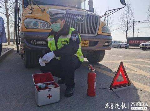 模擬開學！德州尚德小學開展疫情防控校車應急演練