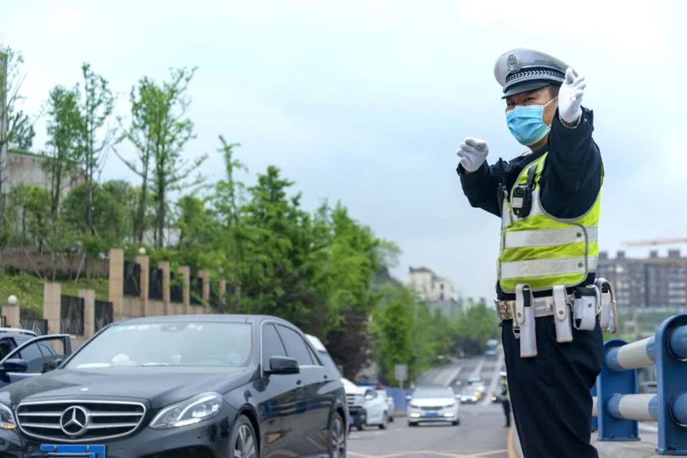 多措并舉、組合出擊,北碚警方“六項措施”筑牢復學復課安全屏障 多措并舉、組合出擊,北碚警方“六項措施”筑牢復學復課安全屏障