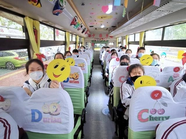 復課首日 交運西海岸溫馨校車啟動163輛校車為學子保駕護航 復課首日 交運西海岸溫馨校車啟動163輛校車為學子保駕護航