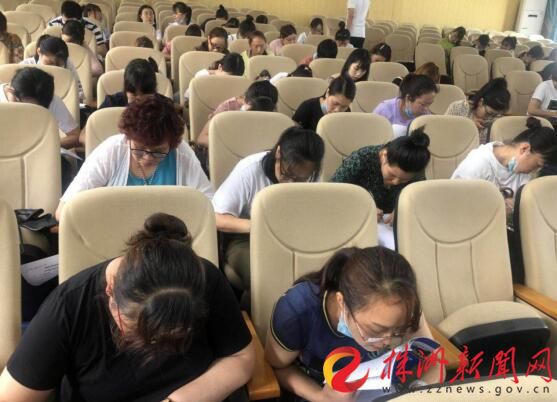 湖南株洲：石峰區開展校車隨車照管員持證上崗培訓