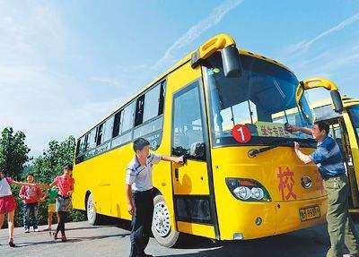 湖南省的祁陽縣整治校車頑疾 護(hù)航學(xué)生安全