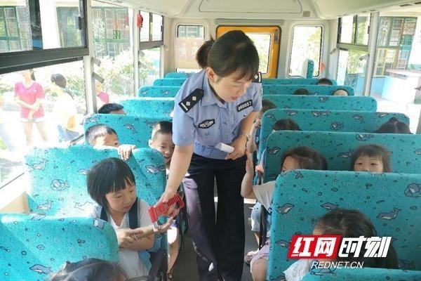 警校聯動 大祥區開展幼兒校車安全應急演練