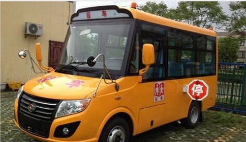 湖南省樂坪街道開展校車安全專項整治行動/ 湖南省樂坪街道開展校車安全專項整治行動