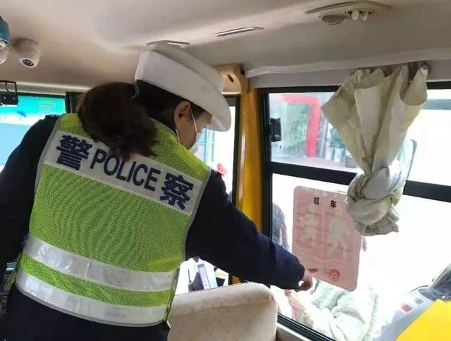 知危險 會避險|交警走進幼兒園開展校車安全大檢查 筑牢安全防線 知危險 會避險|交警走進幼兒園開展校車安全大檢查 筑牢安全防線