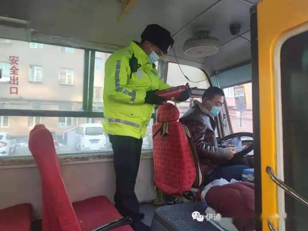 吉林:伊通交警大隊開展冬季校車安全大檢查 吉林:伊通交警大隊開展冬季校車安全大檢查