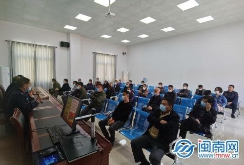 春季開學 漳州臺商多部門開展校車安全大檢查 春季開學 漳州臺商多部門開展校車安全大檢查