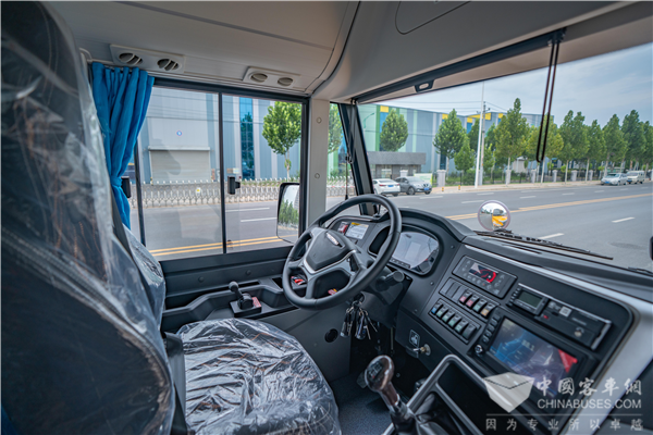 杭州淳安:為莘莘學子保駕護航 70輛宇通專用校車交付杭州淳安 杭州淳安:為莘莘學子保駕護航 70輛宇通專用校車交付杭州淳安