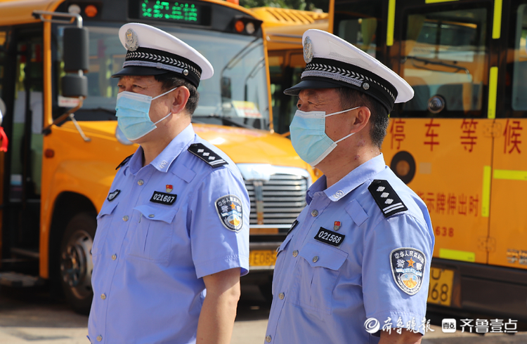 城陽：迎開學(xué)，校車應(yīng)急演練