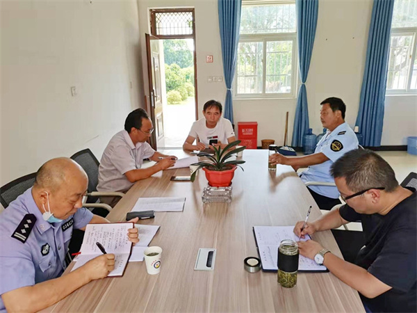 望江縣多部門聯(lián)合開展校車及接送學(xué)生車輛交通安全專項排查整治