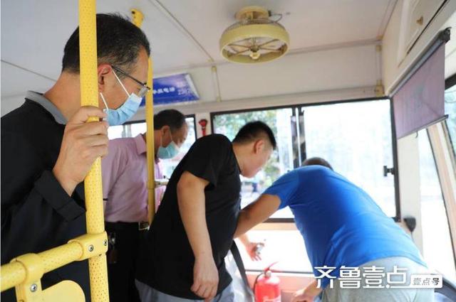 博興縣實驗中學開展2021年秋季校車駕駛員安全工作培訓