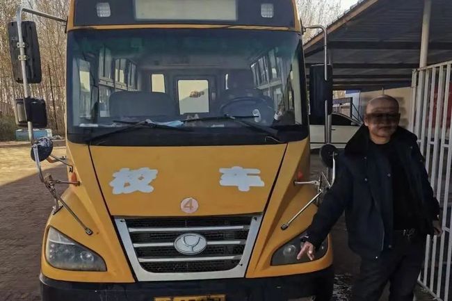 減量控大 | 大慶交警整治超員“零容忍” 減量控大 | 大慶交警整治超員“零容忍”