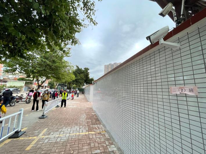 設護學崗校車公交化……惠州多方聯動紓解學校周邊交通擁堵 設護學崗校車公交化……惠州多方聯動紓解學校周邊交通擁堵