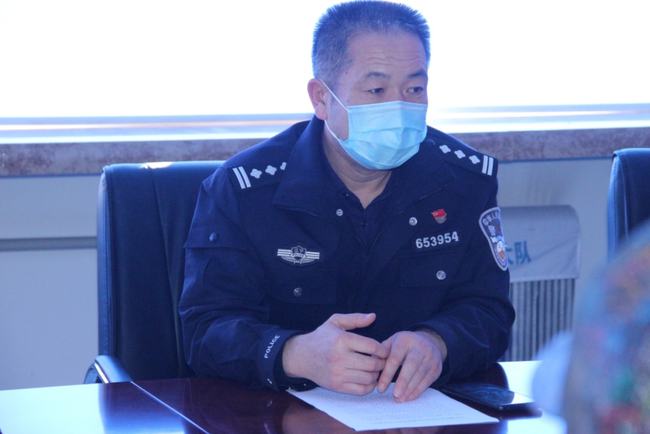 凌河丨交警組織召開校車企業交通安全培訓會