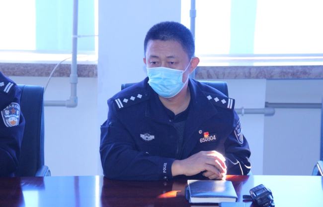 凌河丨交警組織召開校車企業交通安全培訓會