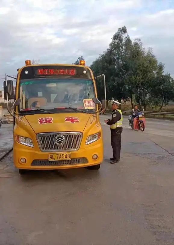 歲末年初道路交通安全“百日大會戰”持續升溫 圖片