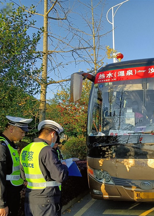 歲末年初道路交通安全“百日大會戰”持續升溫 圖片