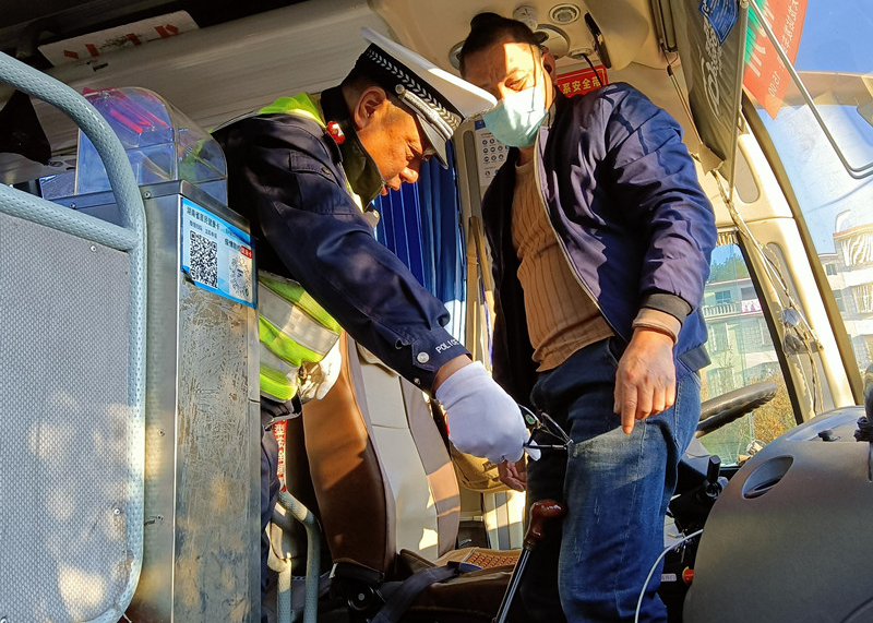 歲末年初道路交通安全“百日大會戰”持續升溫 圖片