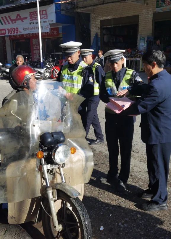 歲末年初道路交通安全“百日大會戰”持續升溫 圖片