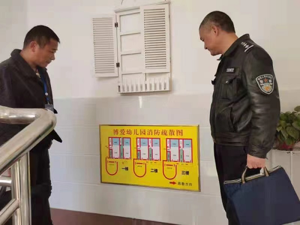 深柳鎮開展校園校車“護苗”行動 圖片2.png