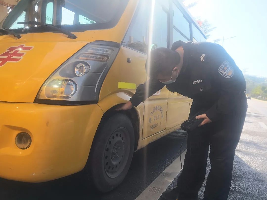 新豐公安四項舉措強(qiáng)化校車安全管理