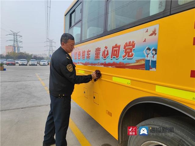 青島校車之星王光軍：承載信任 運送希望