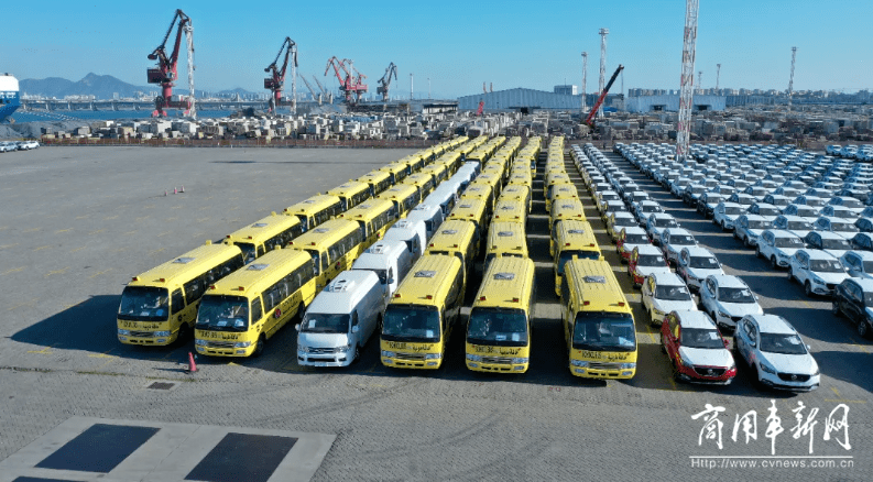 走出去 | 71輛校車出口阿聯(lián)酋!金龍客車持續(xù)深耕“一帶一路” 沿線國家市場 走出去 | 71輛校車出口阿聯(lián)酋!金龍客車持續(xù)深耕“一帶一路” 沿線國家市場