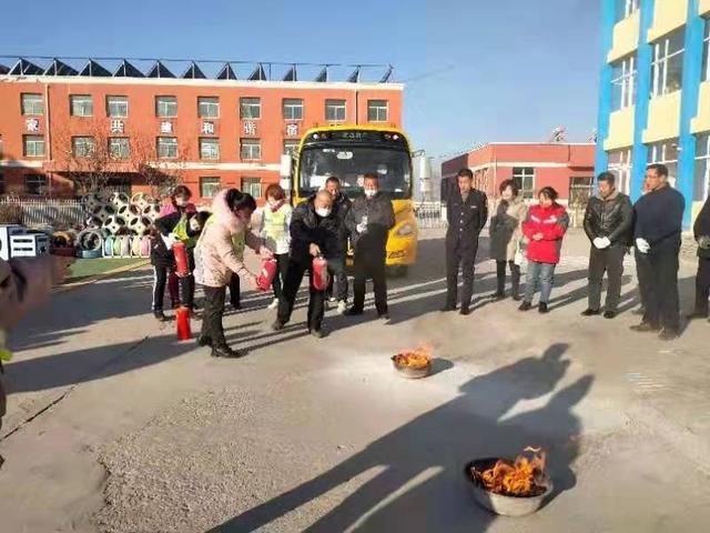 加強校車安全應急演練 為學生乘車安全保駕護航