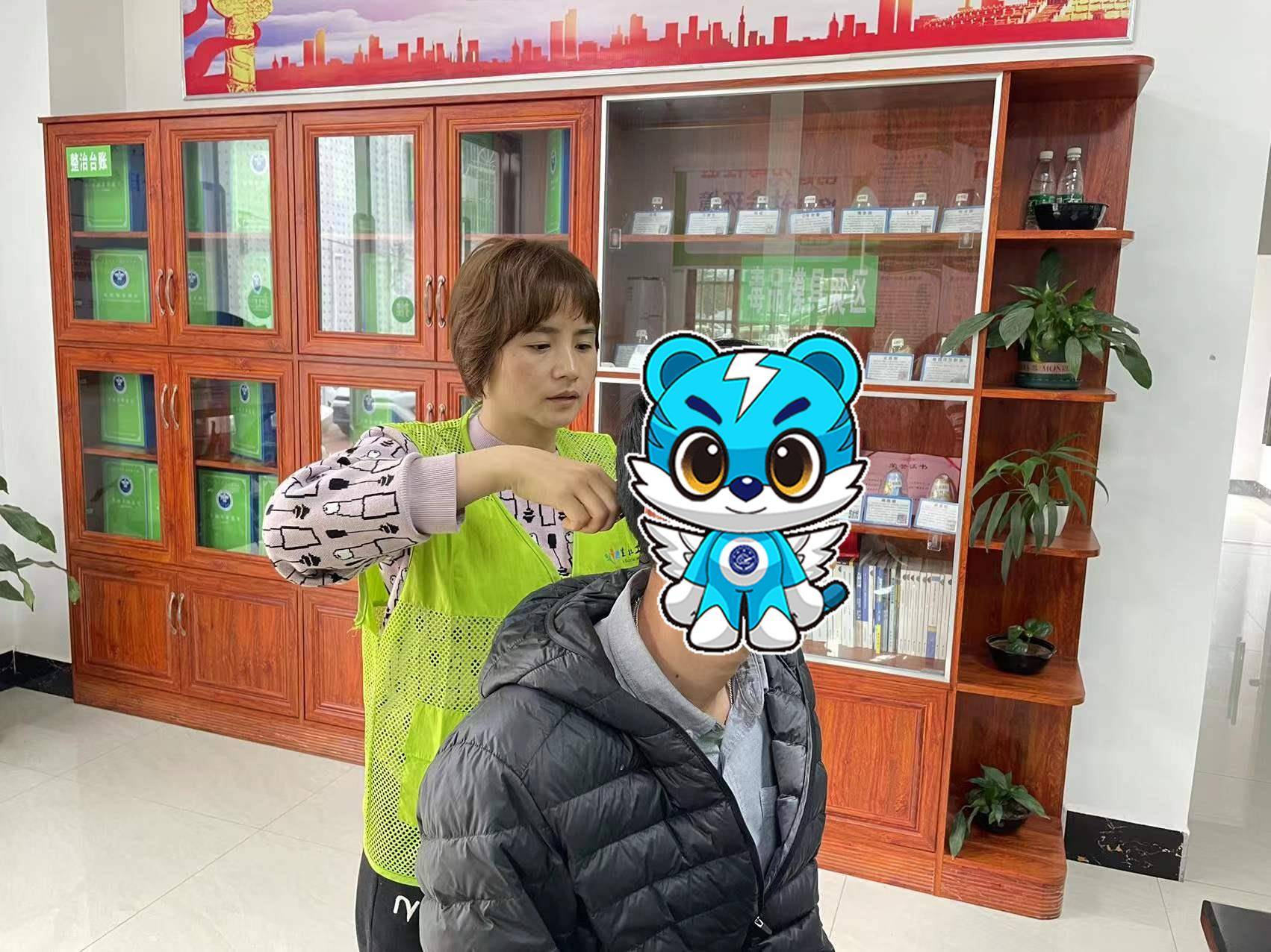 羅坑鎮開展校車駕駛員毛發采集 暨禁毒宣傳活動 羅坑鎮開展校車駕駛員毛發采集 暨禁毒宣傳活動