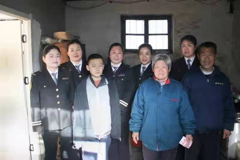 萊西:交運溫馨校車“五朵金花”綻開三朵 2.jpg