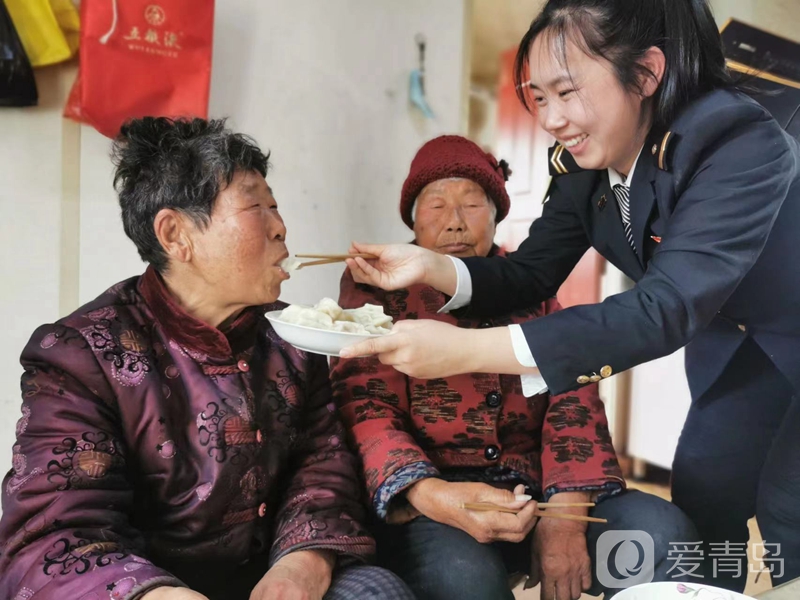 濃情小年 喜迎新春|城運(yùn)控股交運(yùn)溫馨校車(chē)公司開(kāi)展“慶小年”志愿服務(wù)活動(dòng) 濃情小年 喜迎新春|城運(yùn)控股交運(yùn)溫馨校車(chē)公司開(kāi)展“慶小年”志愿服務(wù)活動(dòng)
