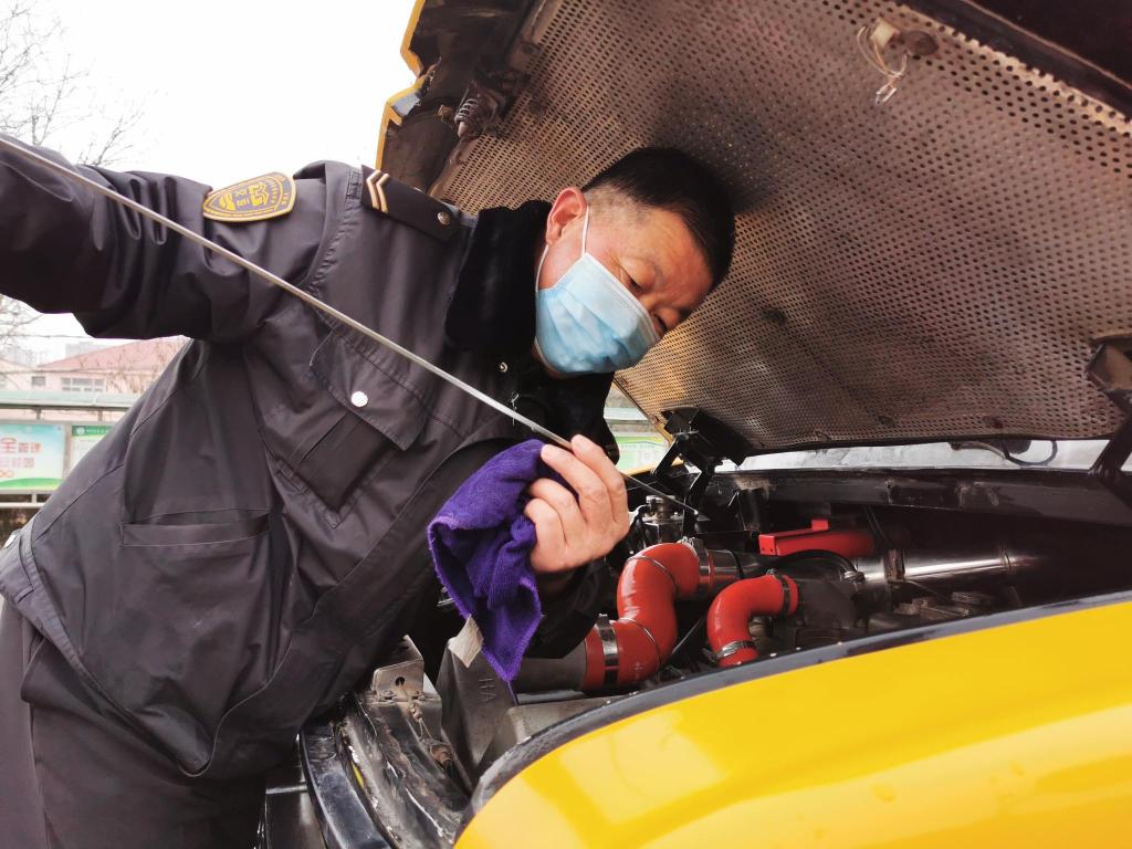 青島：“神獸回籠” 2000余輛溫馨校車全員上崗準(zhǔn)備好了