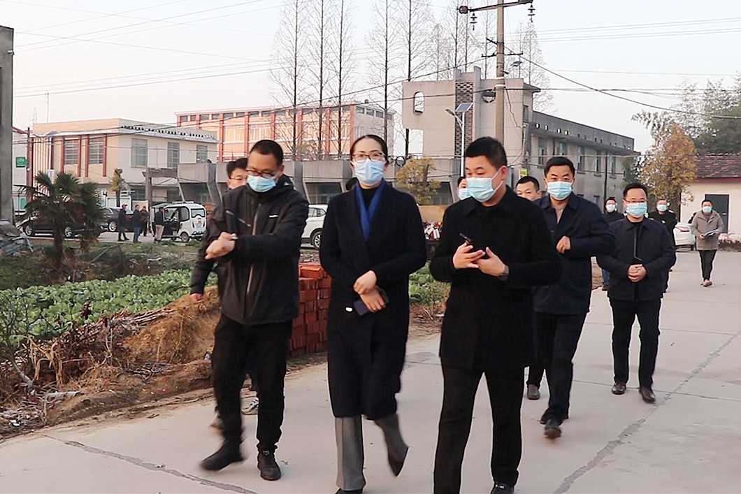 涂娟督導校園安防和校車安全管理工作/ 005_副本.jpg