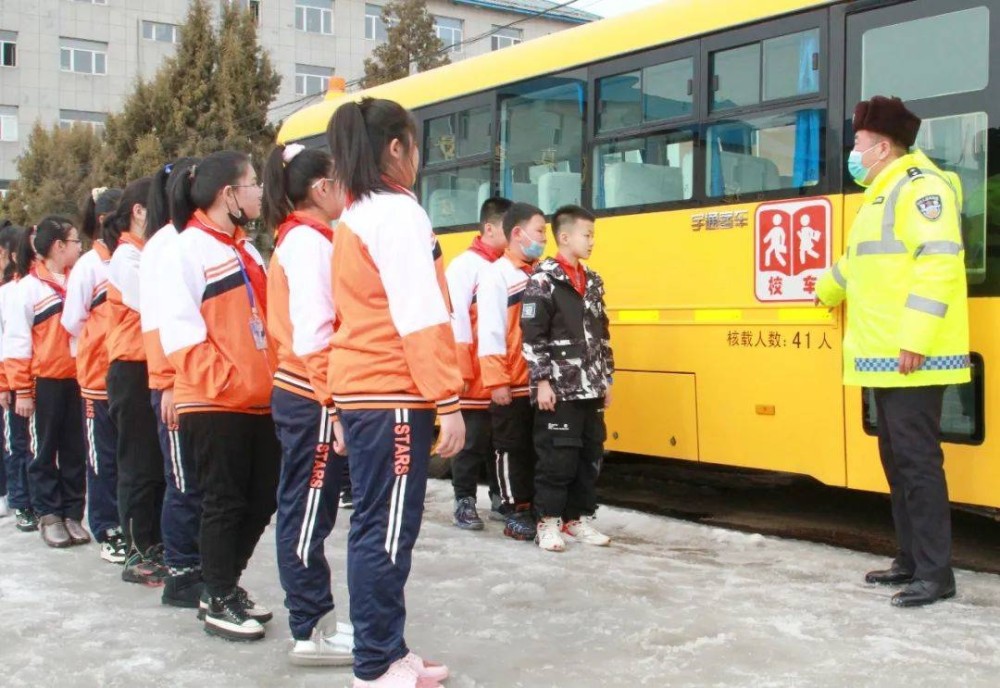 江源區(qū)交警大隊(duì)：加強(qiáng)校車管理，護(hù)航“平安上學(xué)路”
