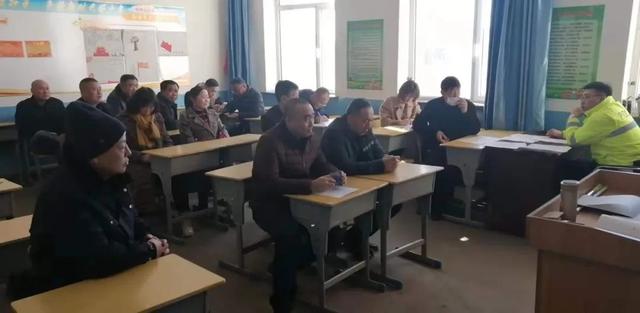 四平交管支隊開展校車安全管理工作 確保新學期中小學生乘車安全