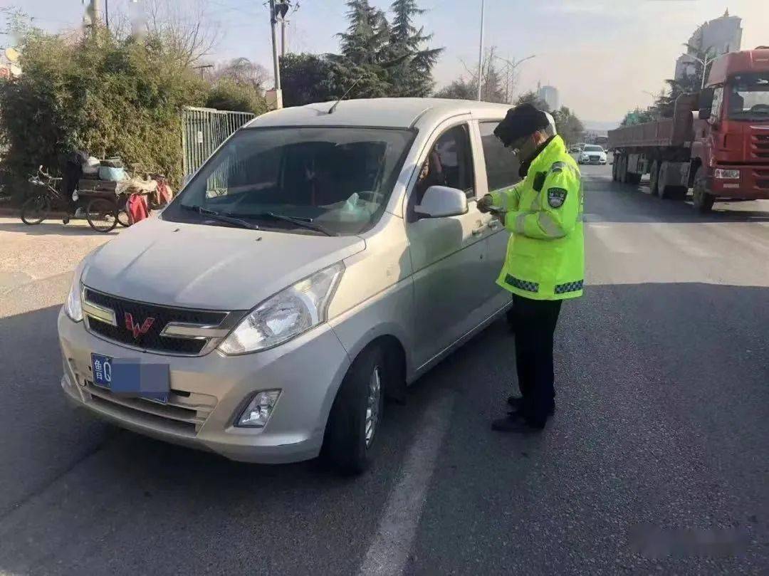沂水這些“黑校車”拉載學生,被查! 沂水這些“黑校車”拉載學生,被查!