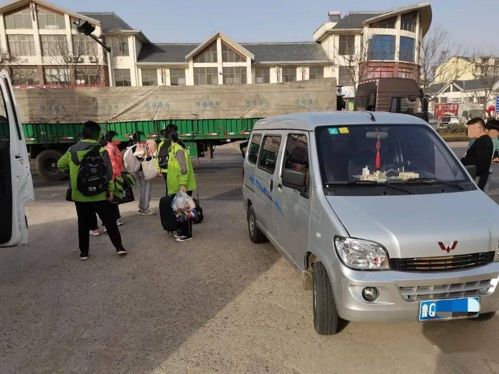 沂水這些“黑校車”拉載學生,被查! 沂水這些“黑校車”拉載學生,被查!