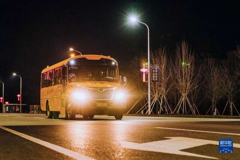 疫情下往返于長春、梅河口的“校車” 疫情下往返于長春、梅河口的“校車”