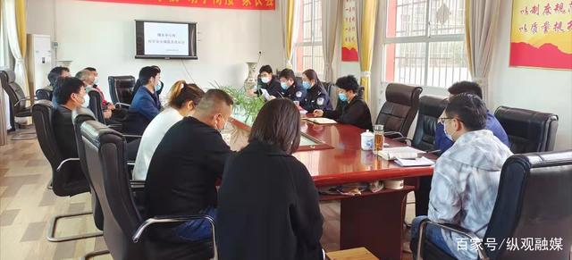 鄧州市公安局穰東派出所聯合召開校車駕駛員安全培訓暨應急演練/ 鄧州市公安局穰東派出所聯合召開校車駕駛員安全培訓暨應急演練