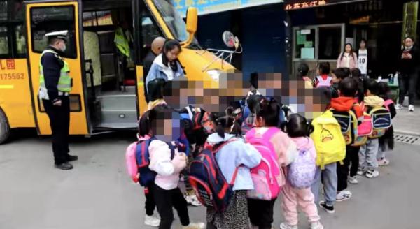 貴陽一幼兒園校車超員73%，司機涉危險駕駛罪被刑事立案！
