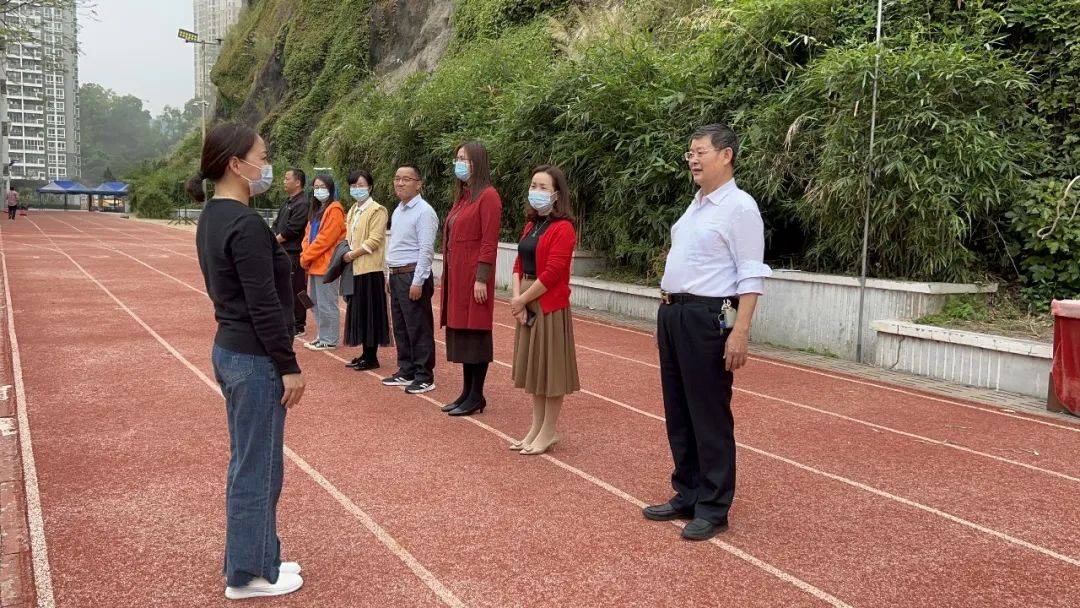 心系安全 平安乘車 ——諾亞舟惠州市惠城區(qū)惠外學(xué)校校車安全疏散演練活動 心系安全 平安乘車 ——諾亞舟惠州市惠城區(qū)惠外學(xué)校校車安全疏散演練活動