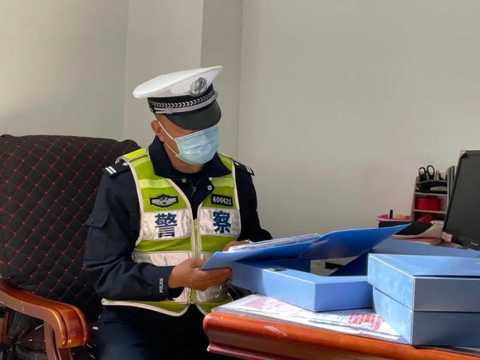 春雷行動|交警三大隊開展校車安全大檢查