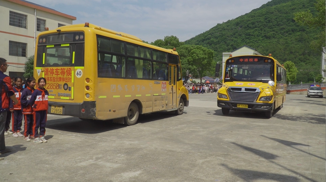 雙牌縣組織開展校車應急疏散演練/ 理家坪15.png